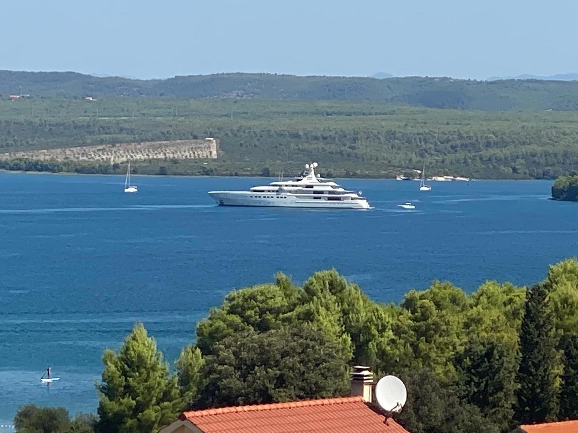 Apartman D&D Sibenik Luaran gambar